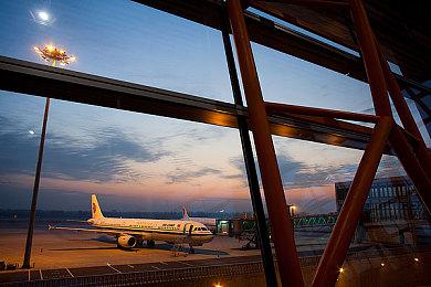 多名玩家涉嫌世嘉以及SE游戏代理氪金诈骗被捕 